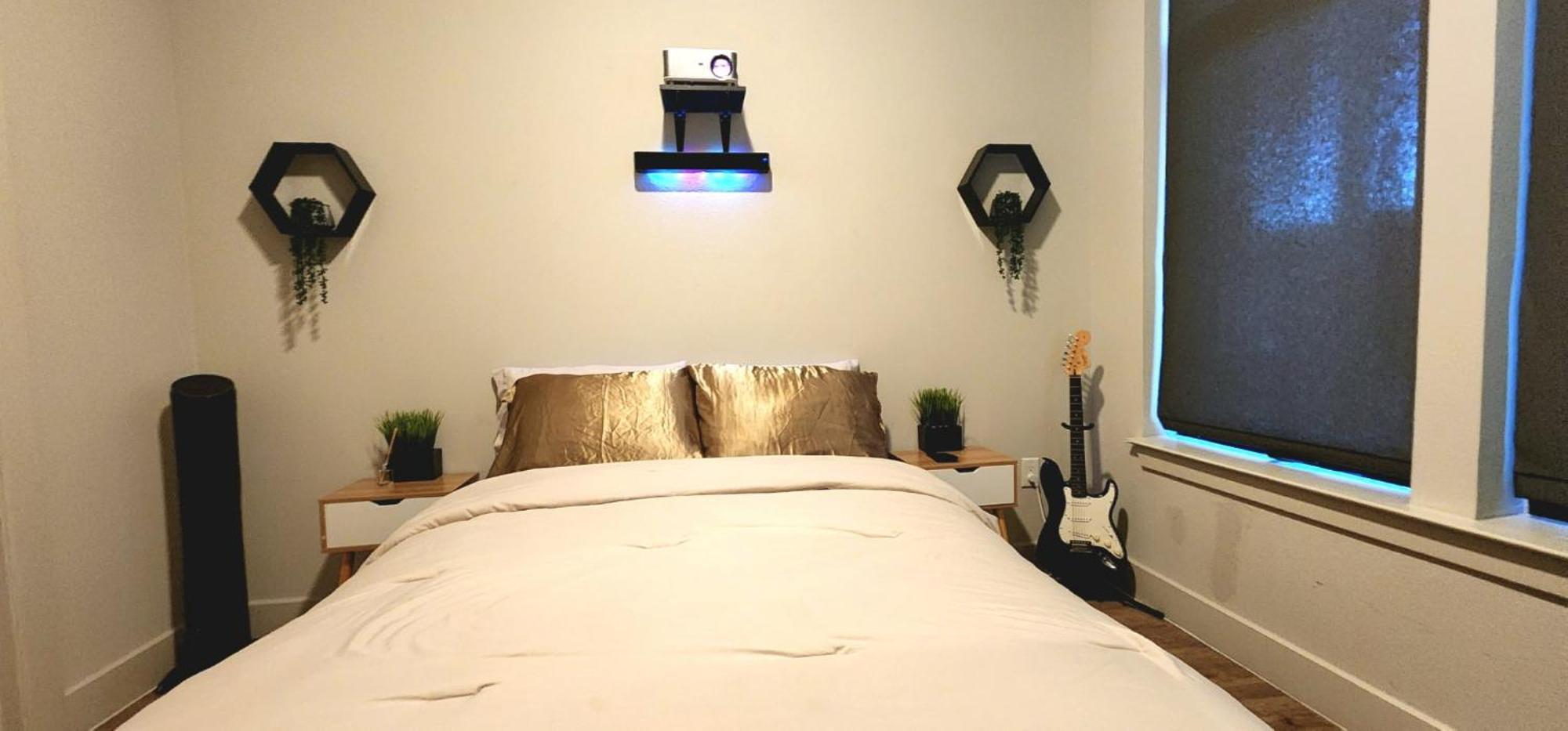 Brand New 2 Bedroom Hidden Gem Steps From Nightlife