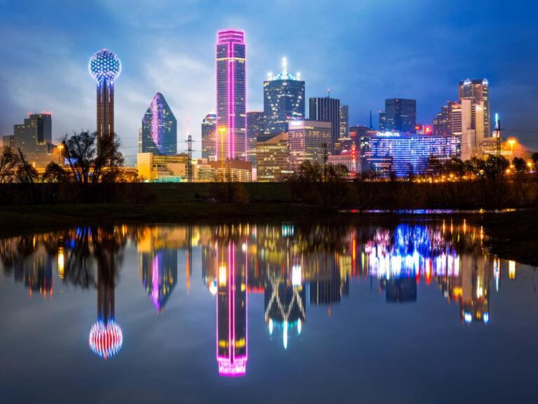 Brand New 2 Bedroom Hidden Gem Steps From Nightlife Apartment Dallas